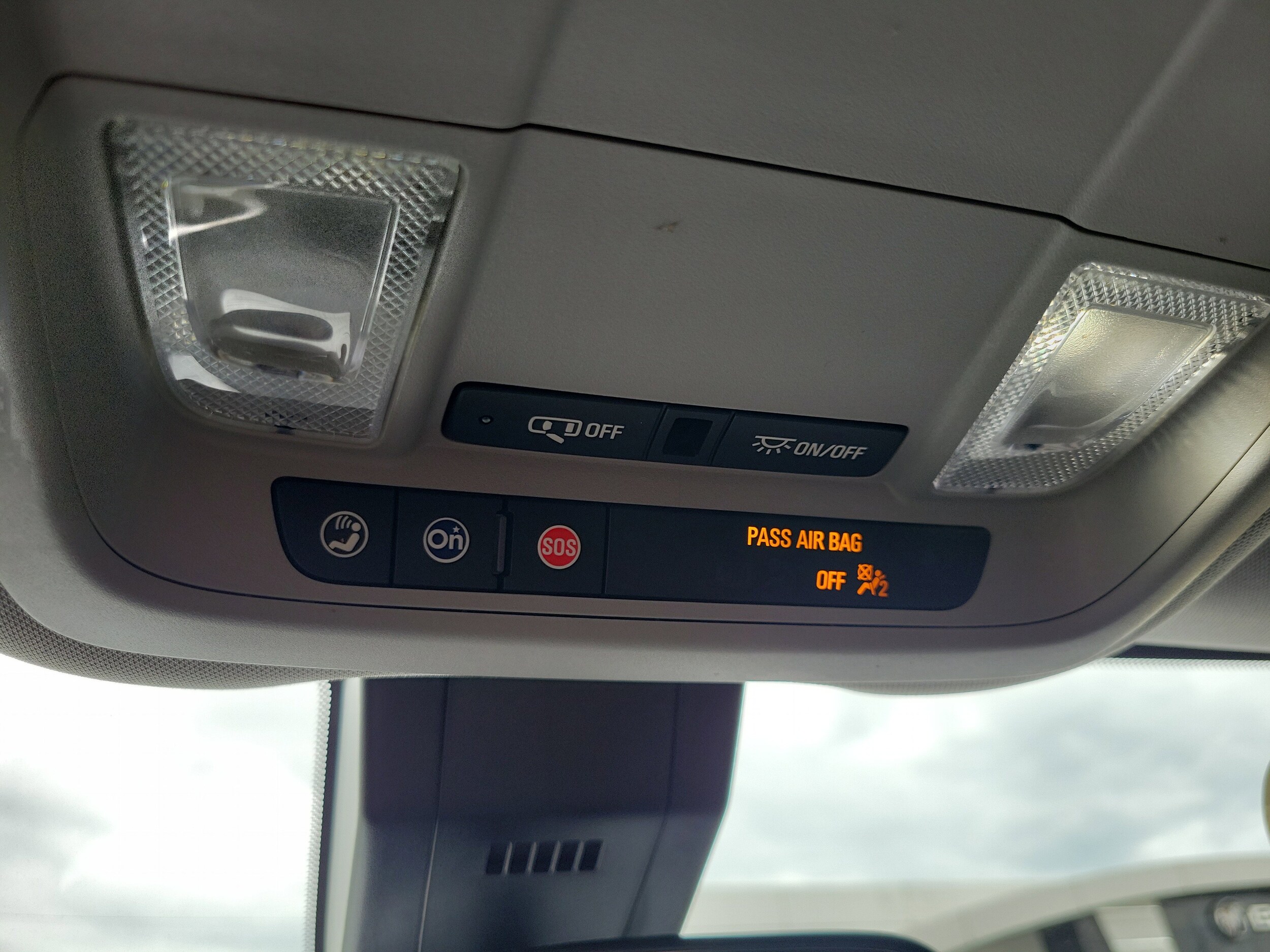 2024 Chevrolet Equinox LT - Photo 19