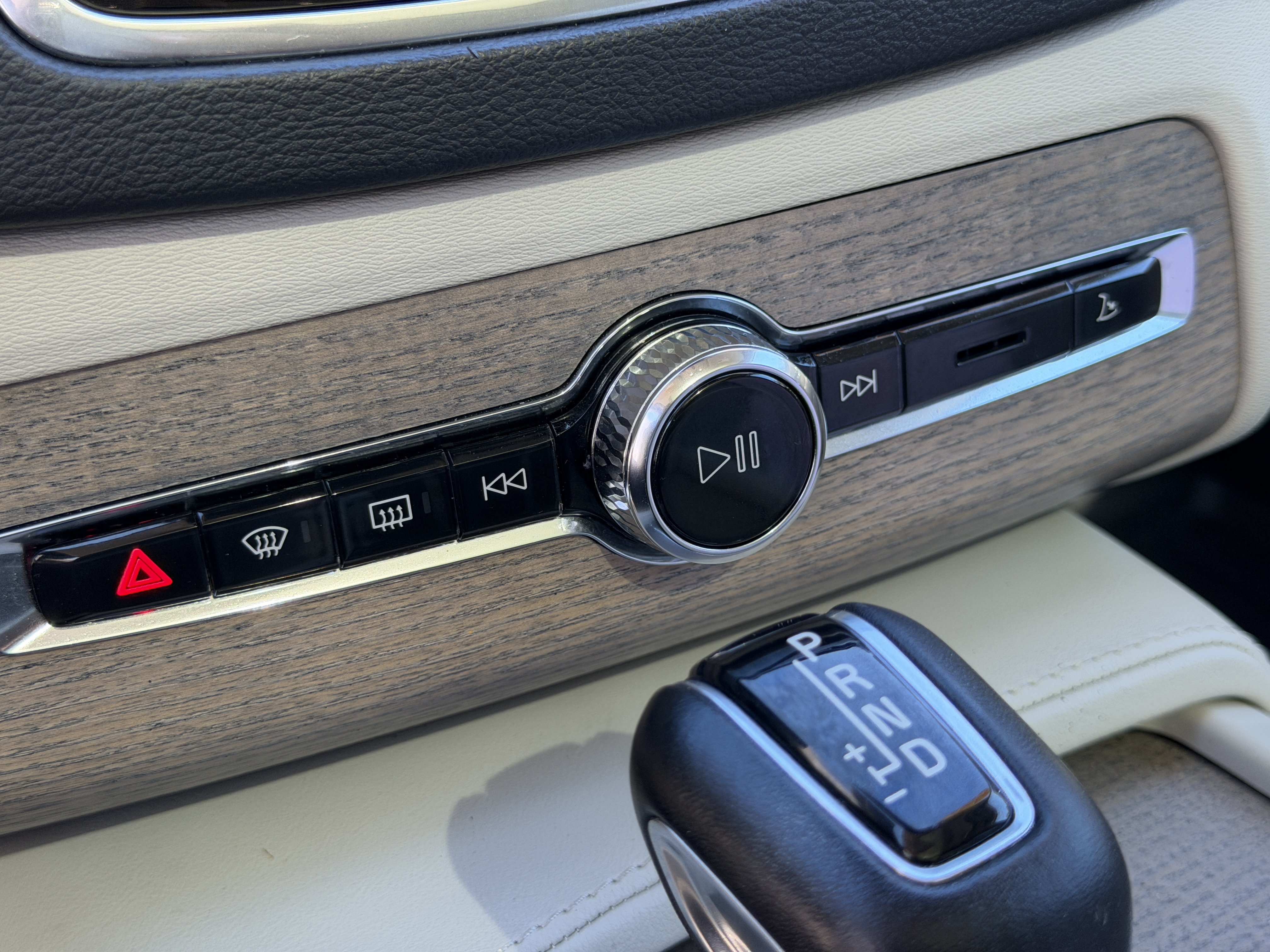 2022 Volvo XC90 Inscription - Photo 29