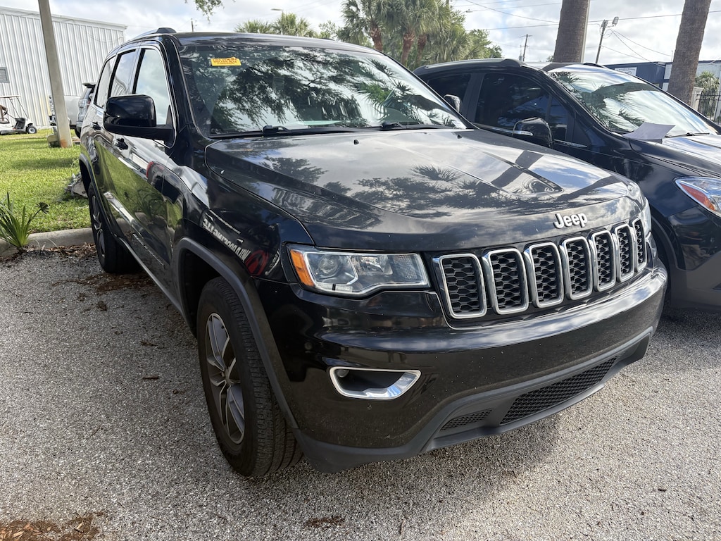 Used 2018 Jeep Grand Cherokee Laredo E 4x4 SUV