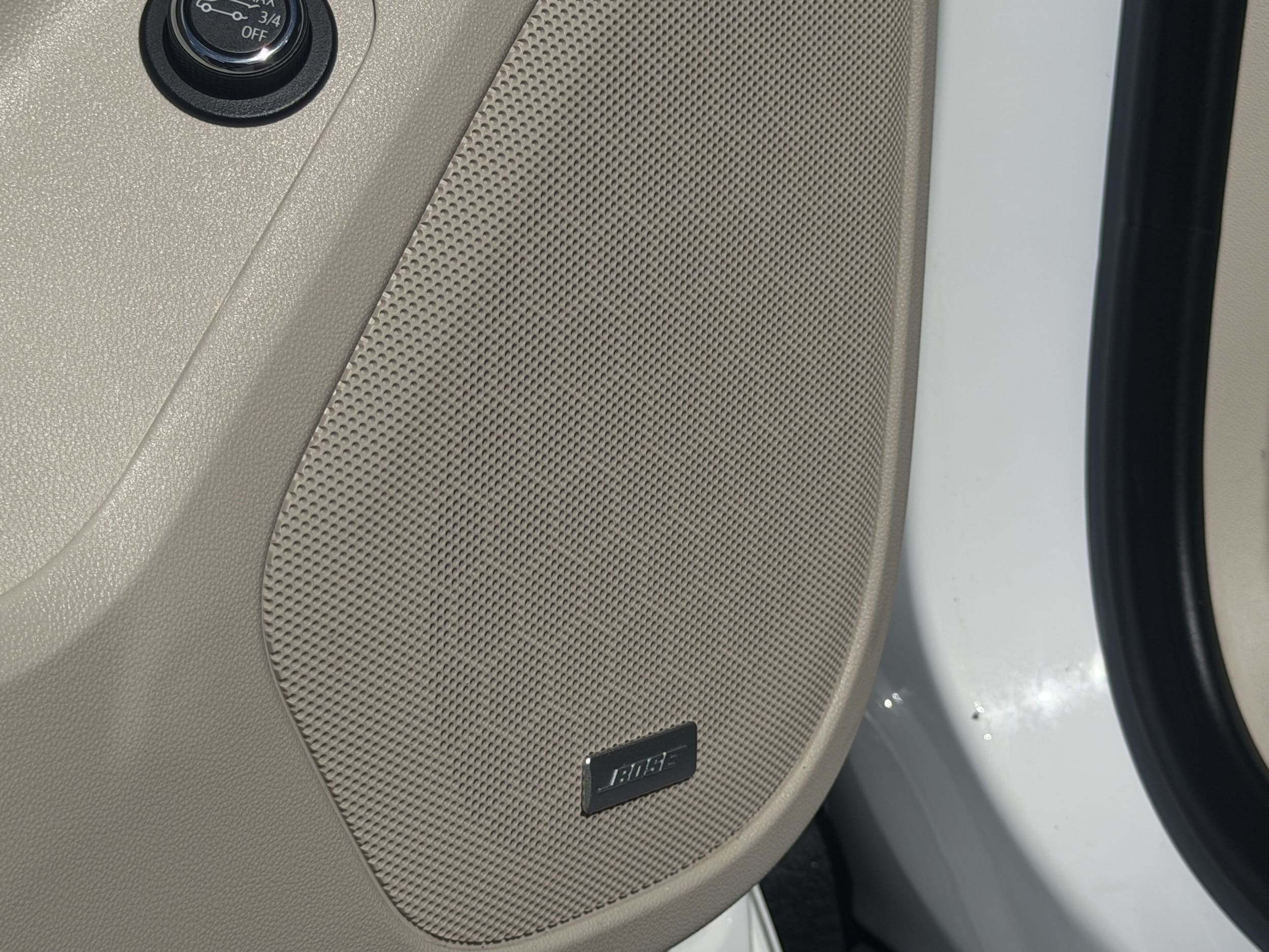2023 GMC Acadia Denali - Photo 22