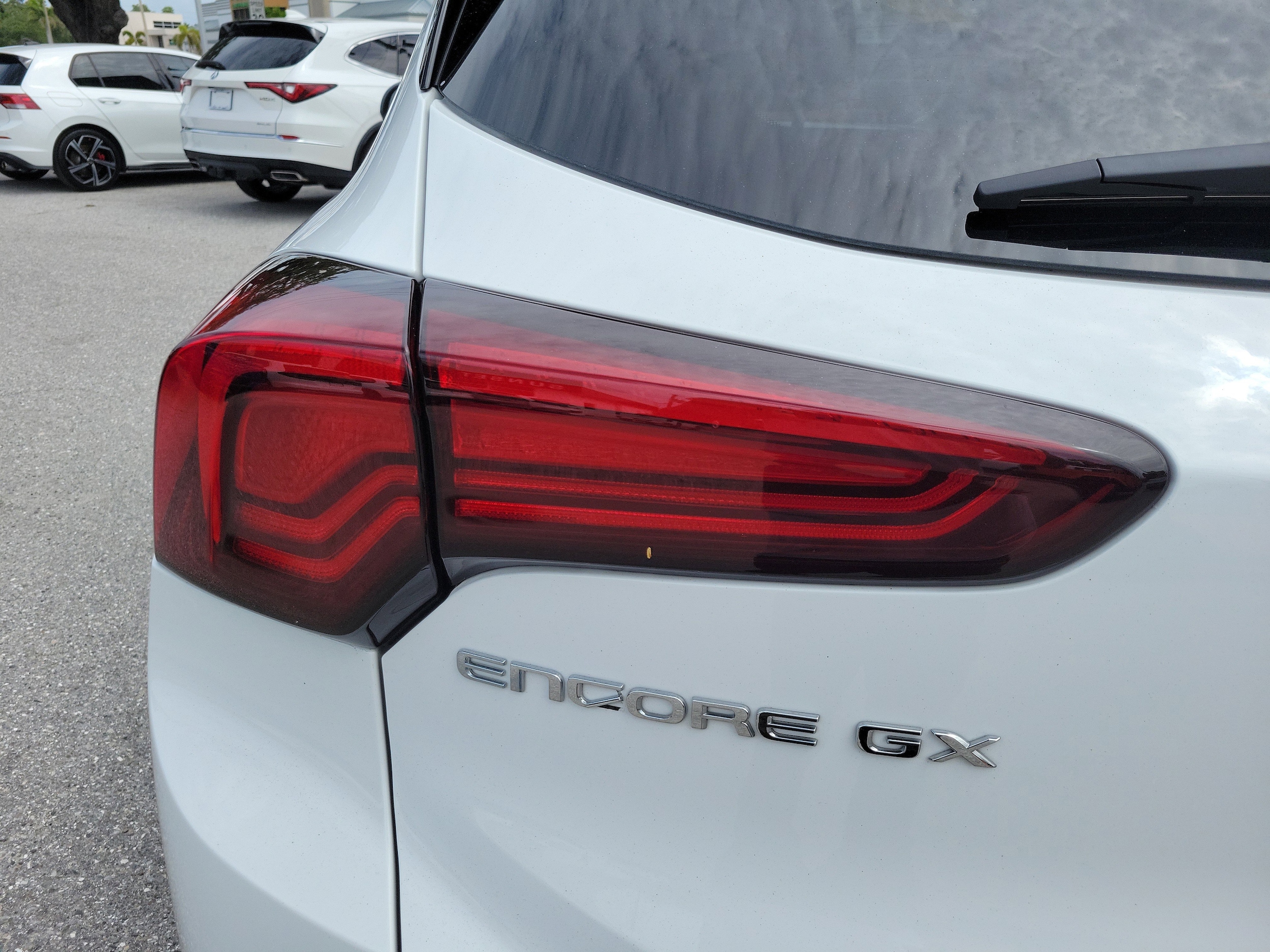2024 Buick Encore GX Sport Touring - Photo 11
