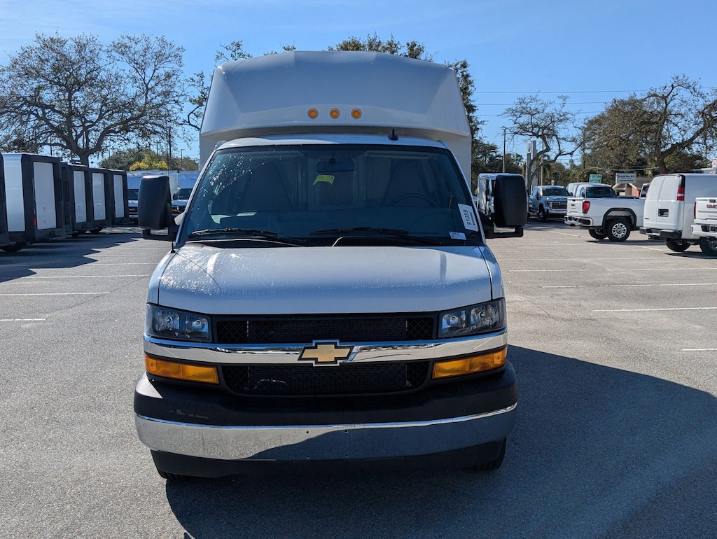 New 2025 Chevrolet Express Cutaway 3500 1WT Cutaway Van