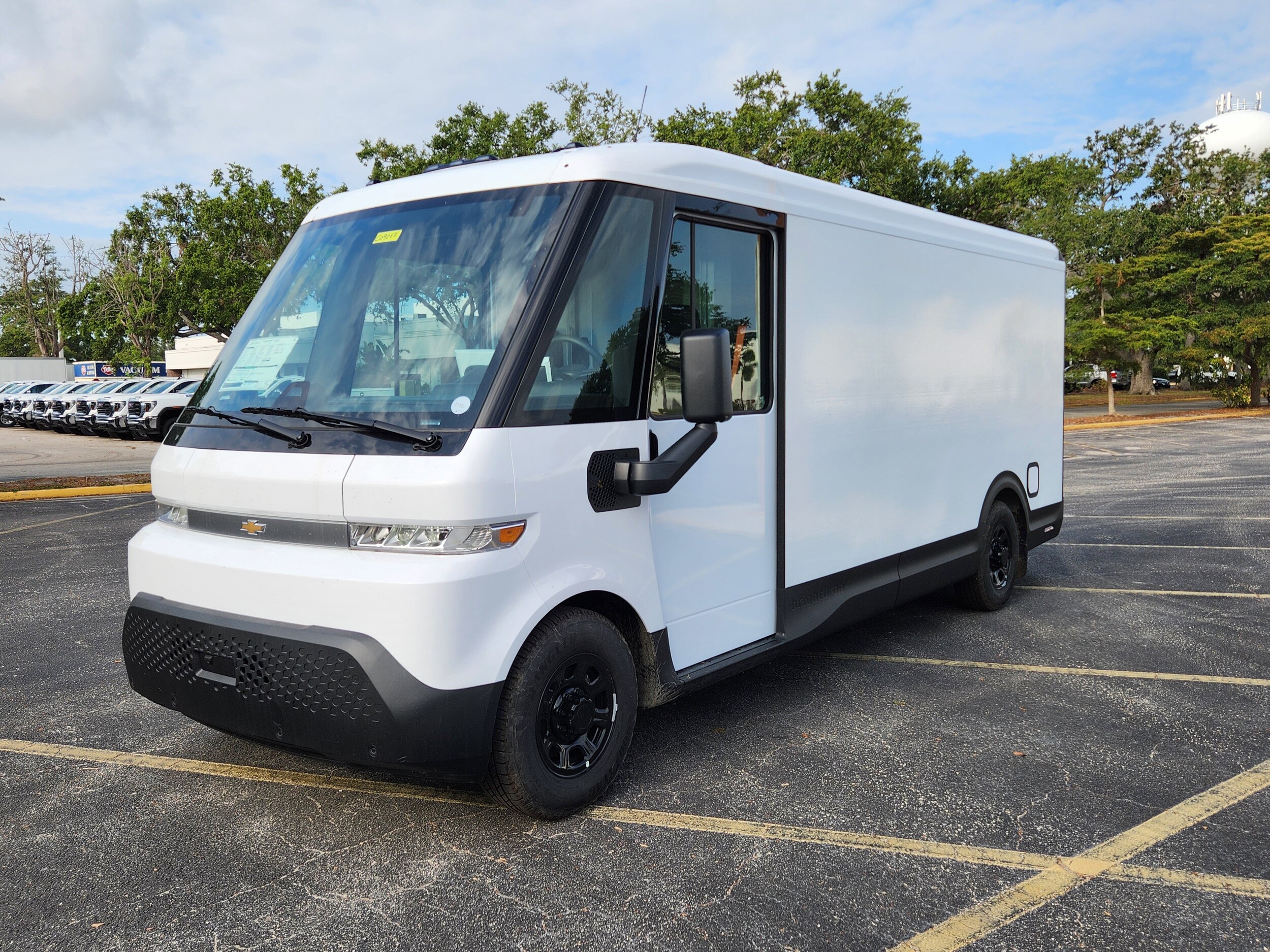 2025 Chevrolet BrightDrop 600 photo 2