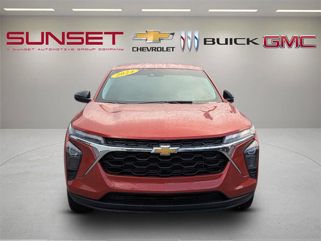 Used 2024 Chevrolet Trax LS SUV