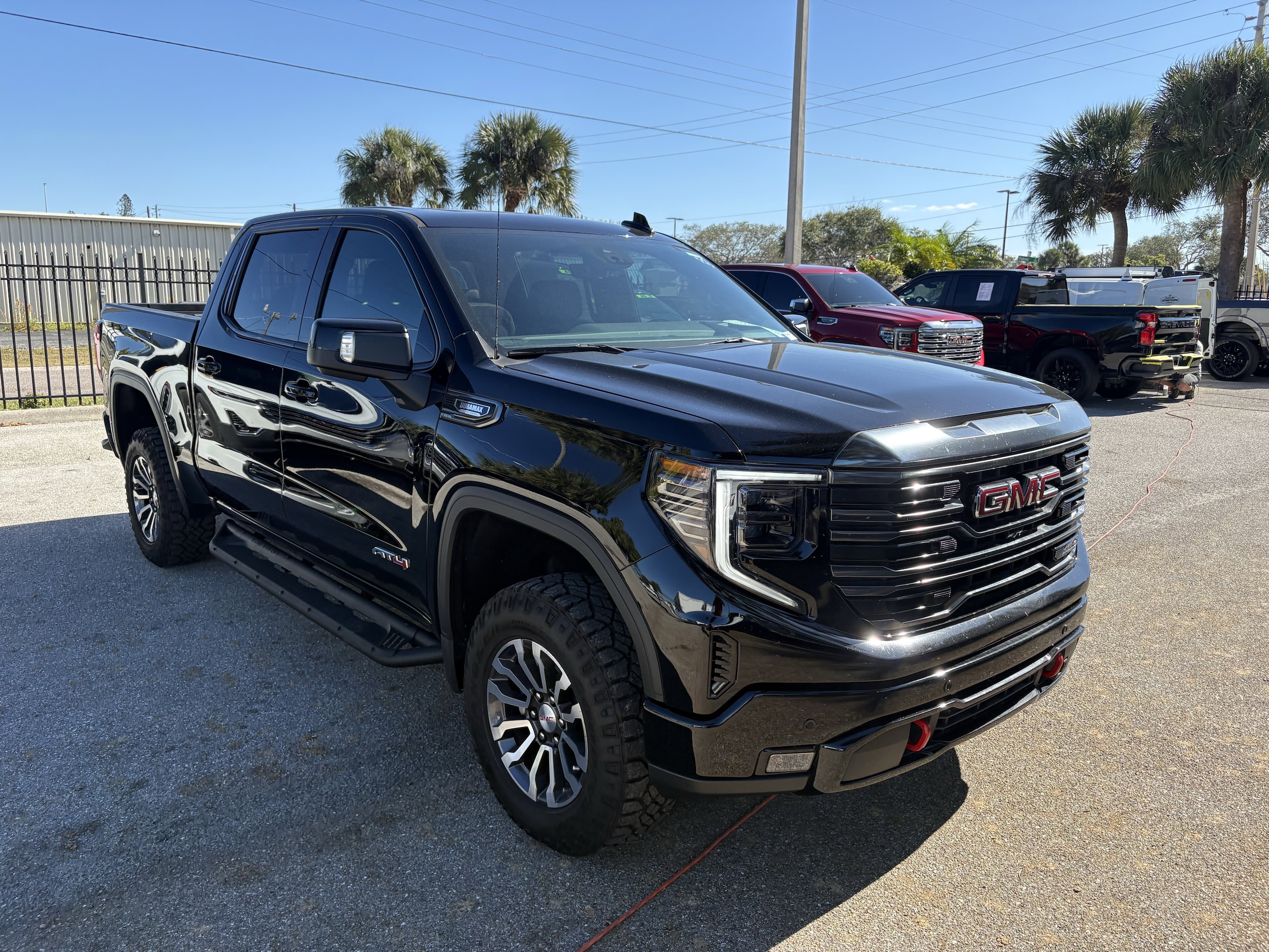 2023 GMC Sierra 1500 AT4's photo