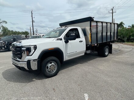 2024 GMC Sierra 3500 HD Chassis Cab Pro Truck