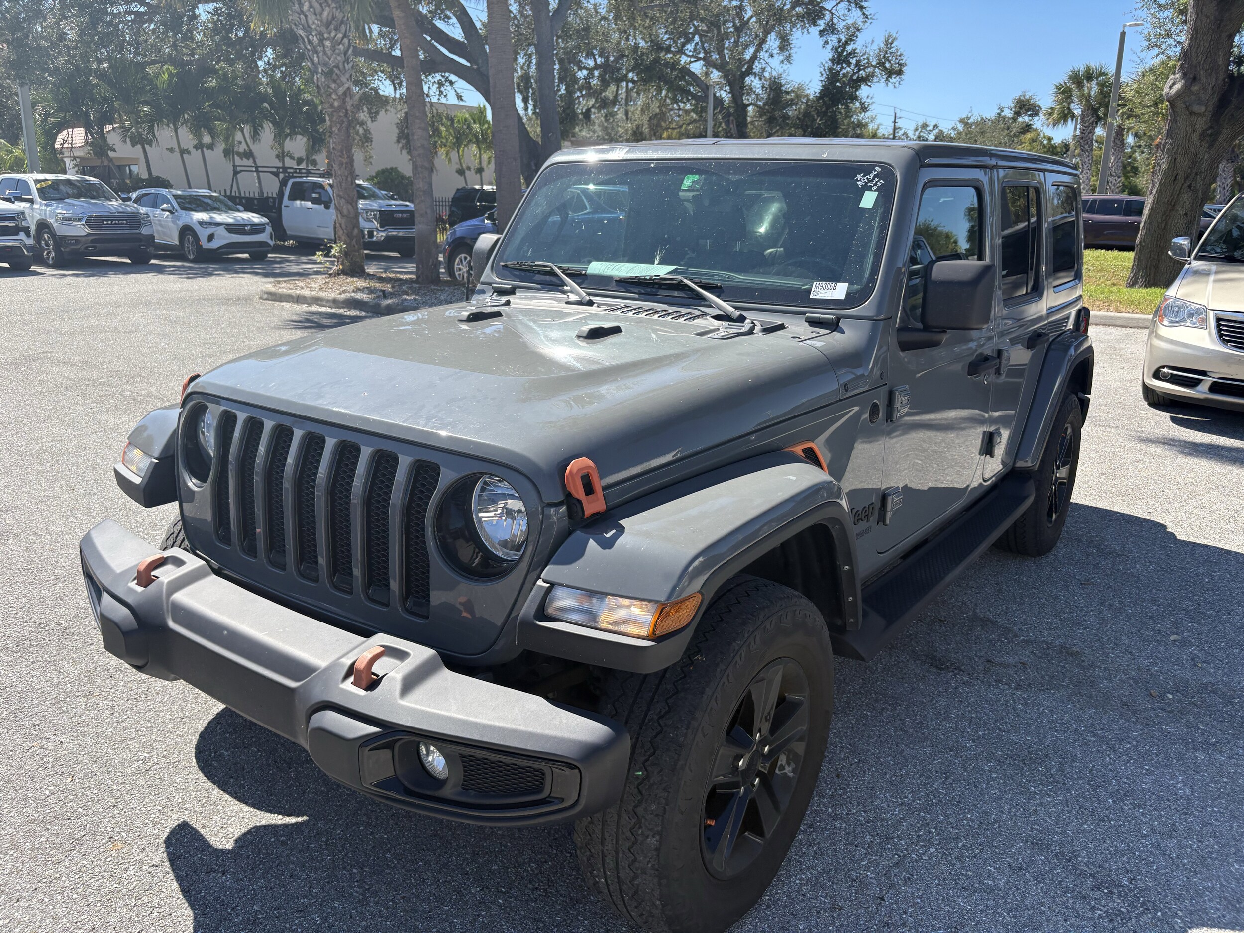 2022 Jeep Wrangler Unlimited Sahara Altitude photo 3