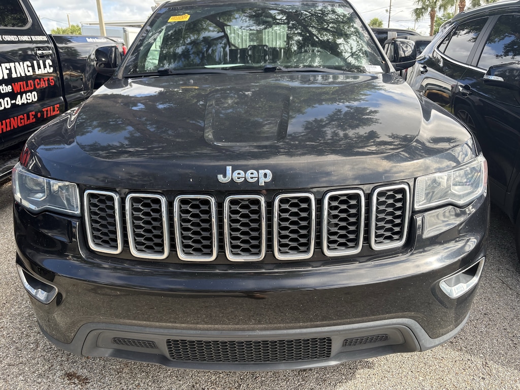 Used 2018 Jeep Grand Cherokee Laredo E 4x4 SUV