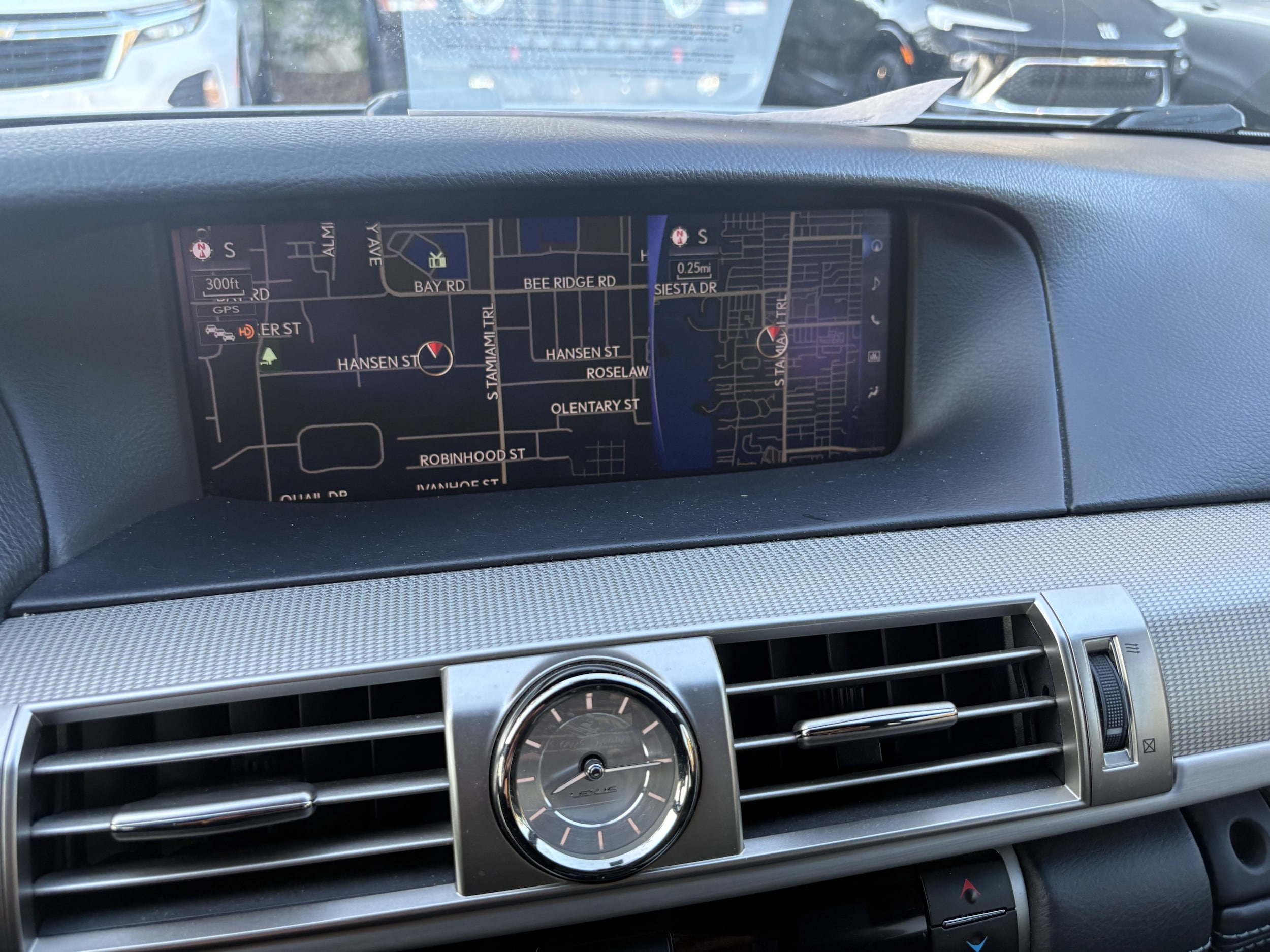 2016 Lexus LS Base - Photo 12