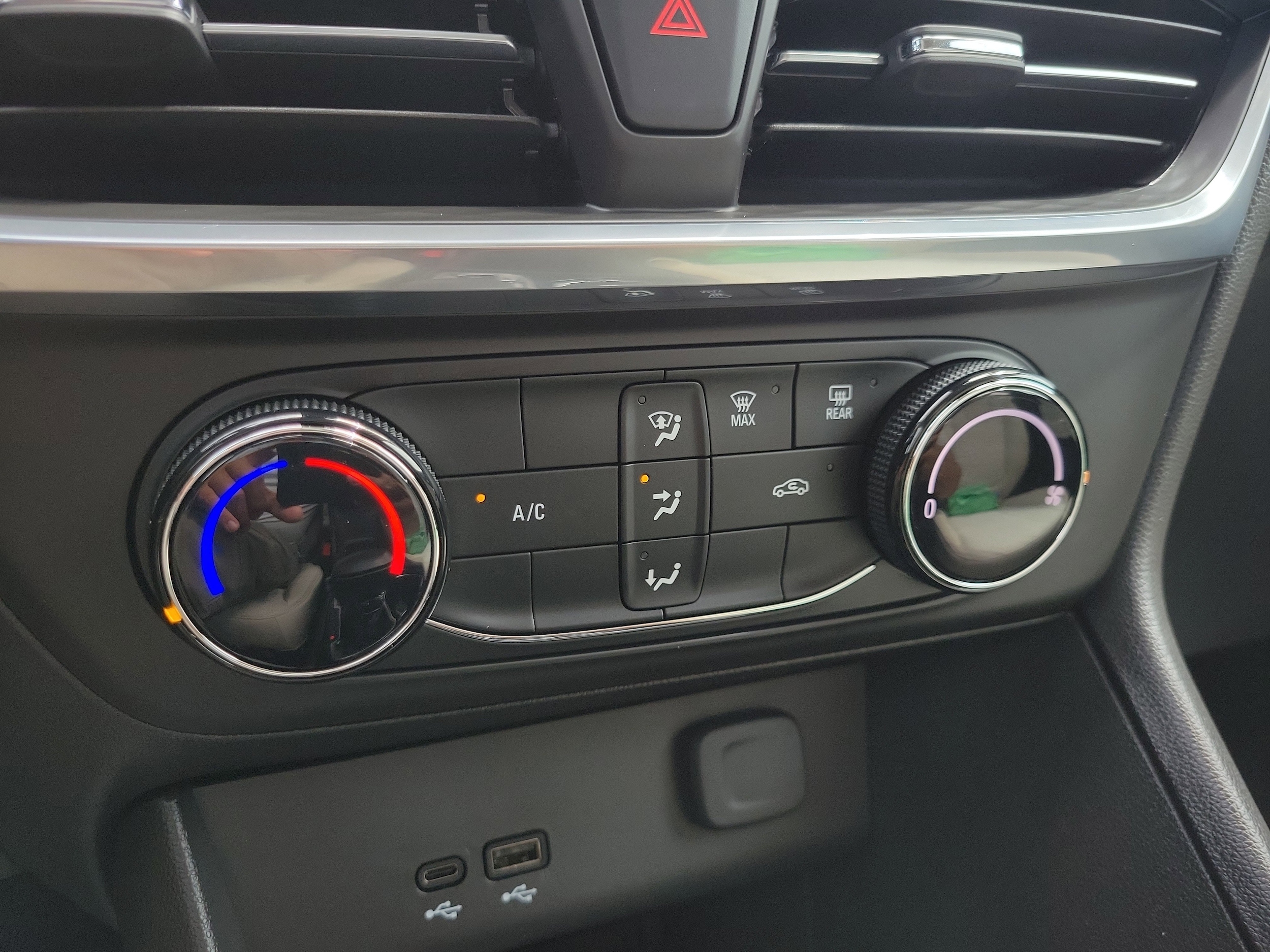 2024 Buick Encore GX Preferred - Photo 24