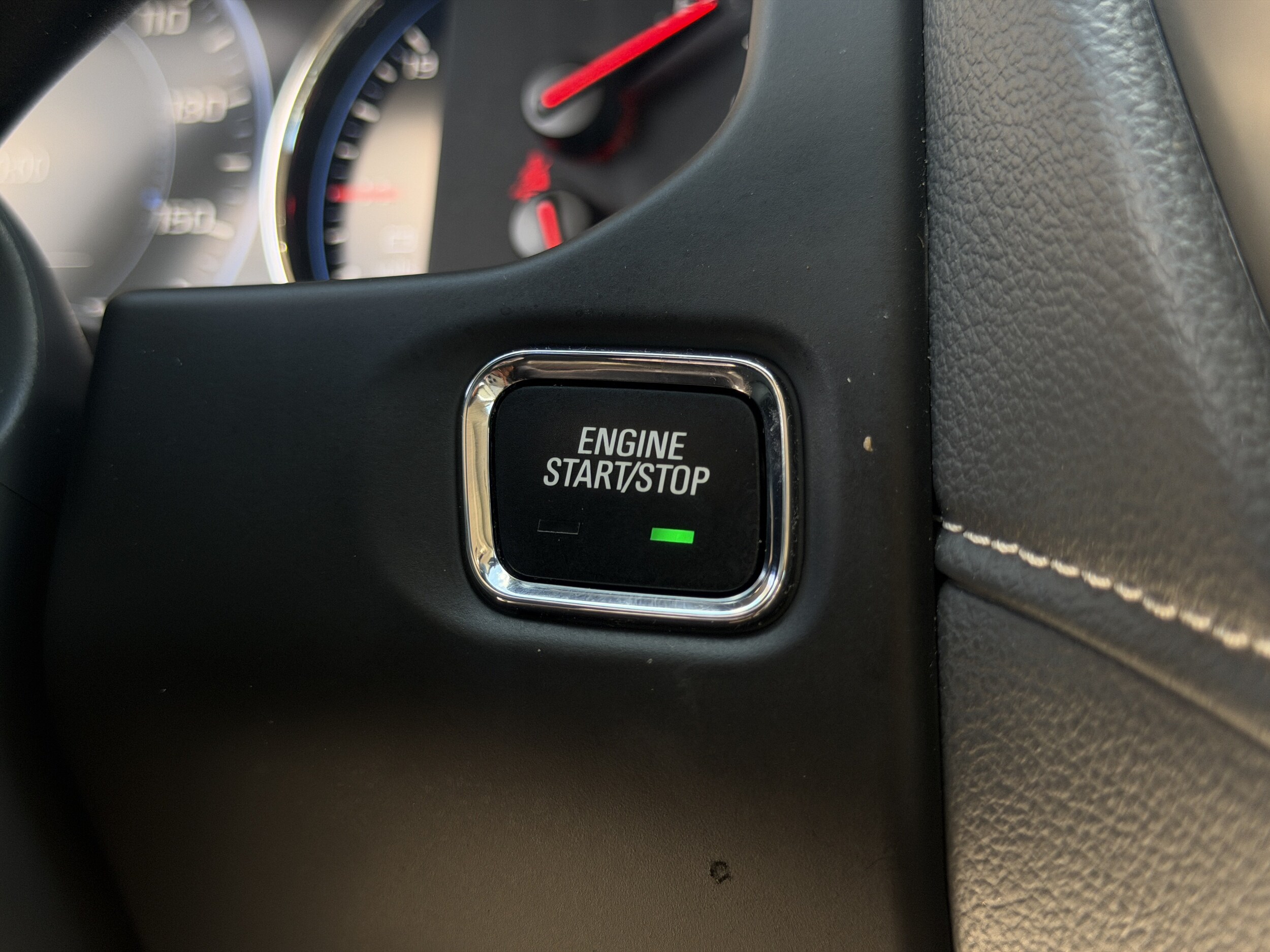 2023 GMC Acadia Denali - Photo 30