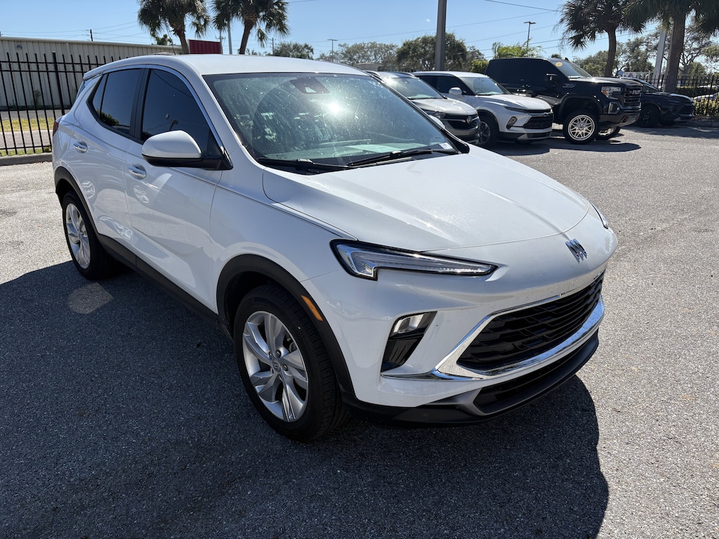 Used 2024 Buick Encore GX Preferred SUV