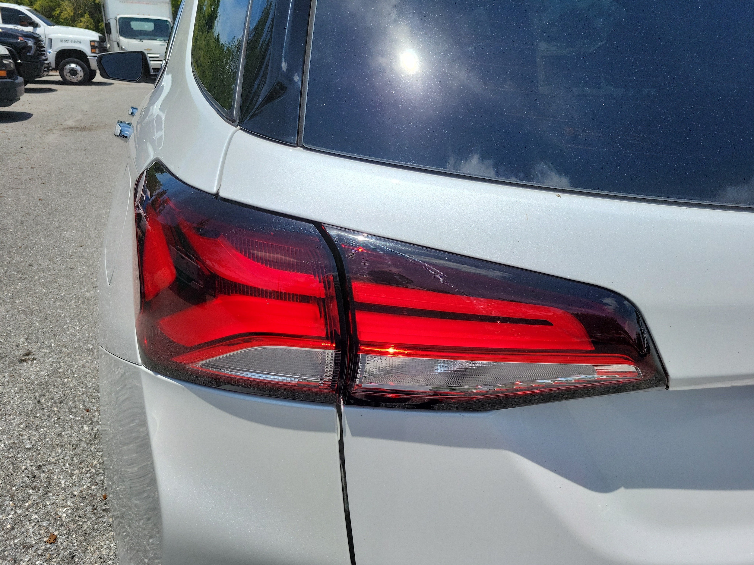 2023 Chevrolet Equinox Premier - Photo 10