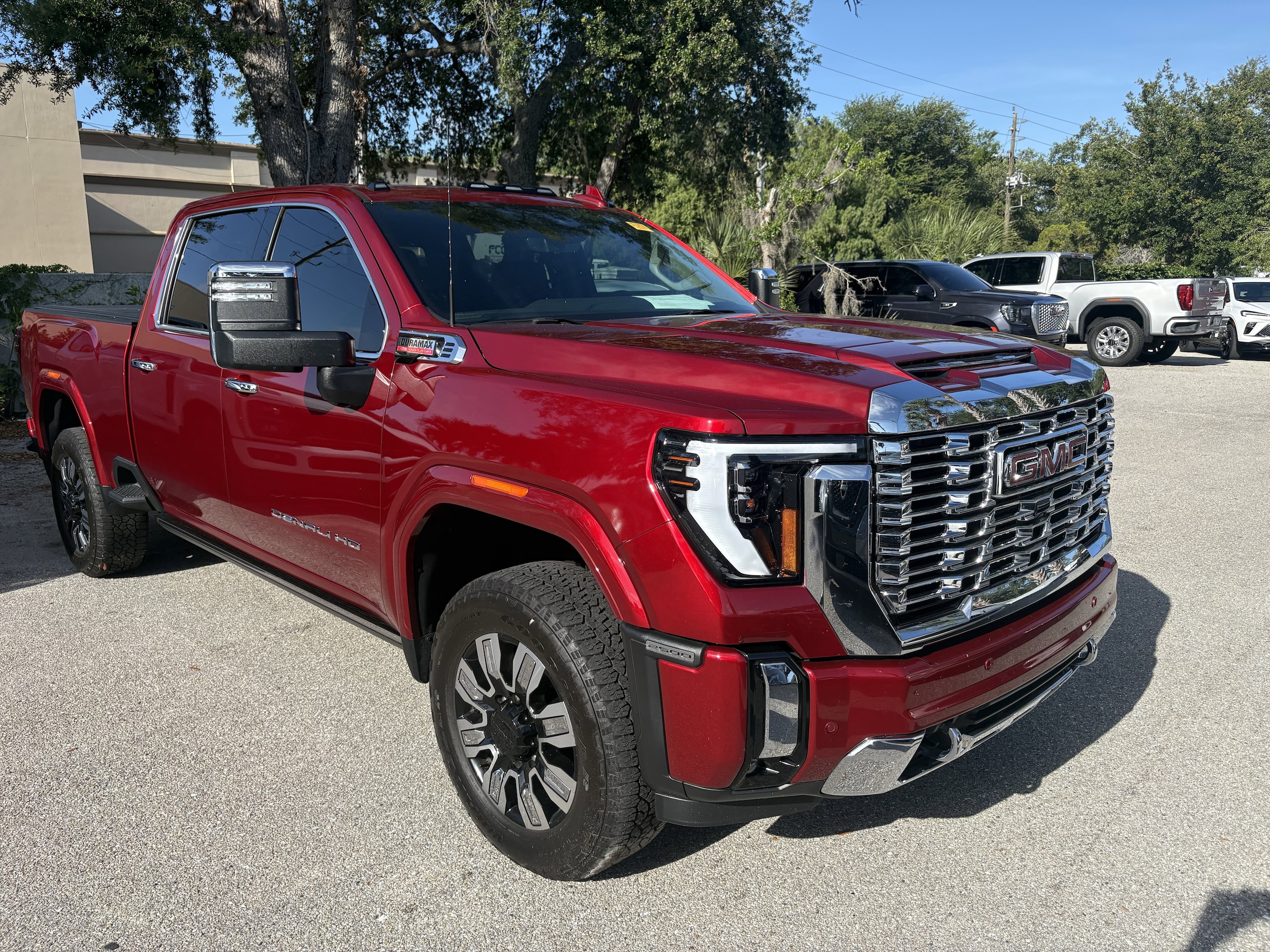 2024 GMC Sierra 4WD Crew Cab Standard Box Denali's photo
