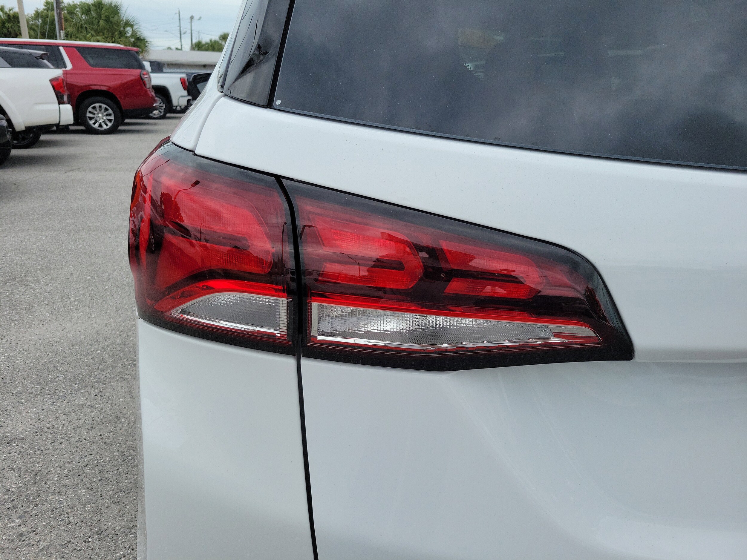2024 Chevrolet Equinox LT - Photo 10
