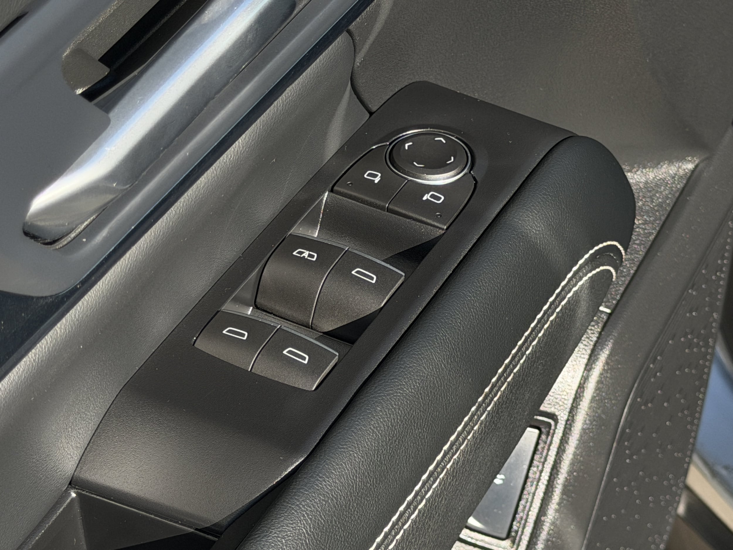 2026 GMC Terrain Denali - Photo 18