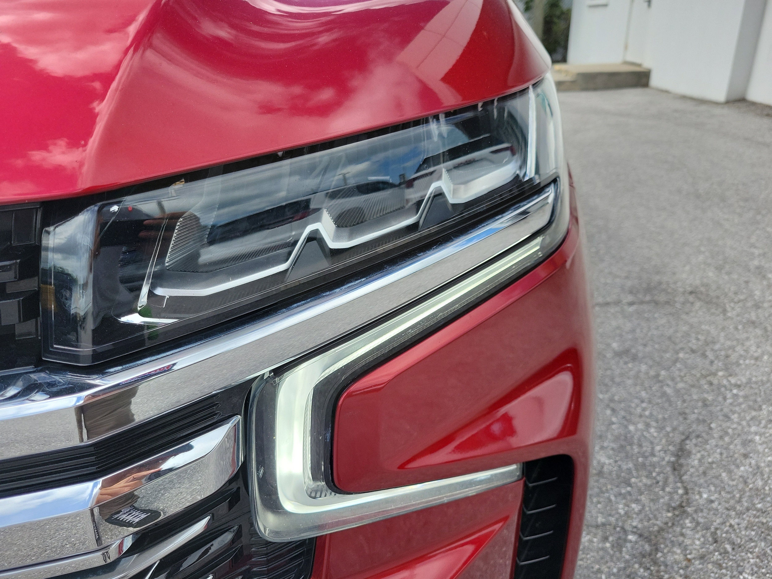 2024 Chevrolet Suburban Premier - Photo 9