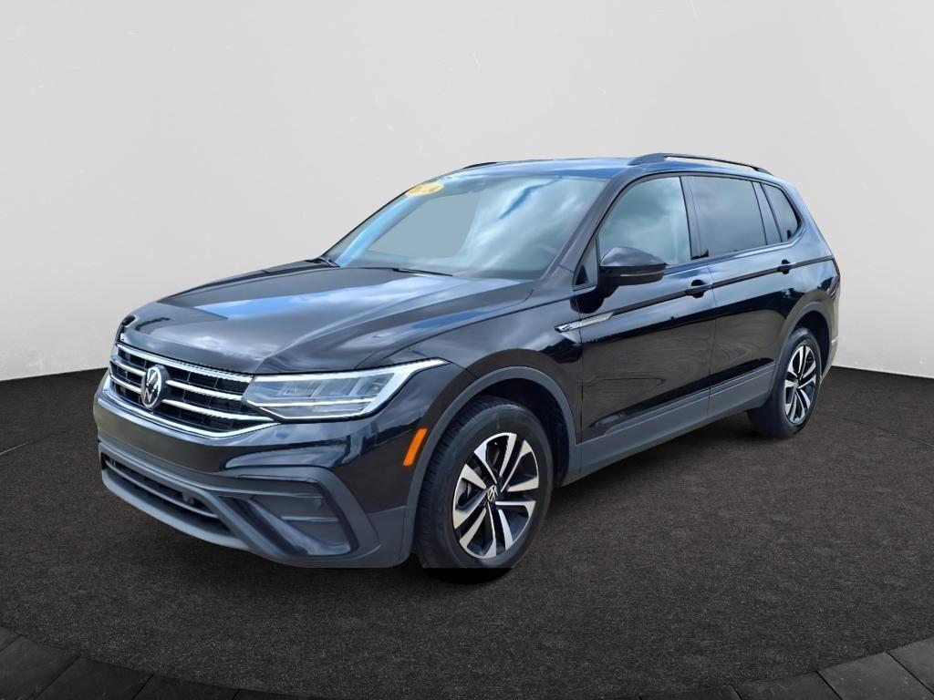 2024 Volkswagen Tiguan Sport photo 2
