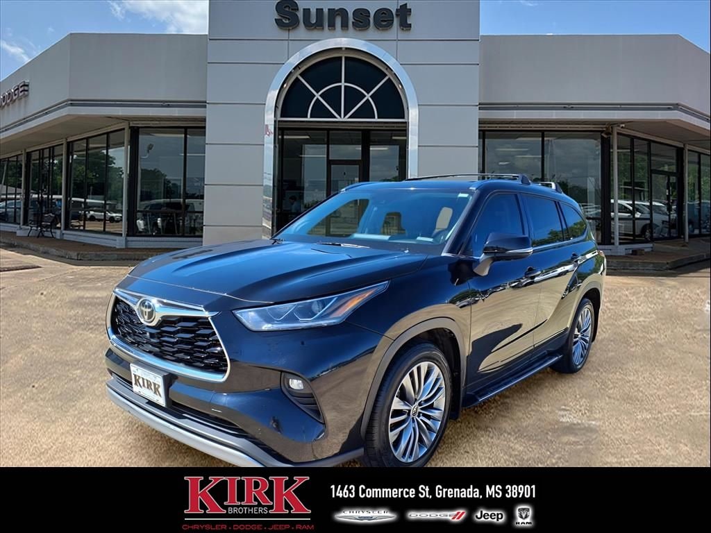 Used 2021 Toyota Highlander Platinum SUV
