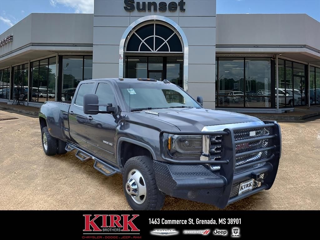 Used 2015 GMC Sierra SLE Crew Cab