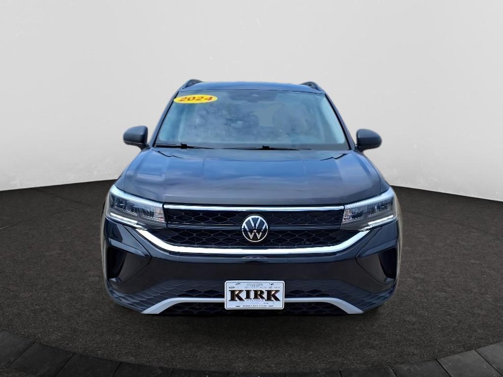 2024 Volkswagen Taos S photo 3