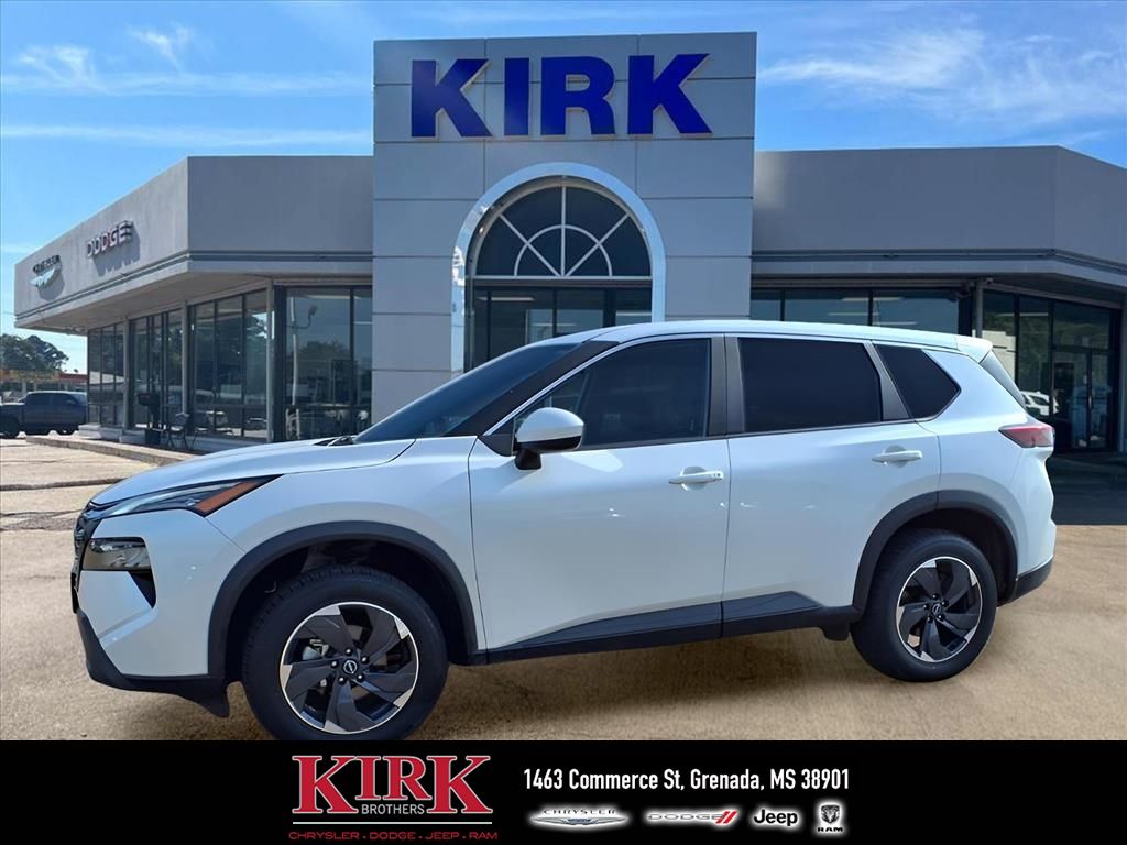 2024 Nissan Rogue SV's photo