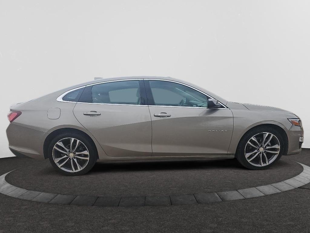 2022 Chevrolet Malibu 1LT photo 4