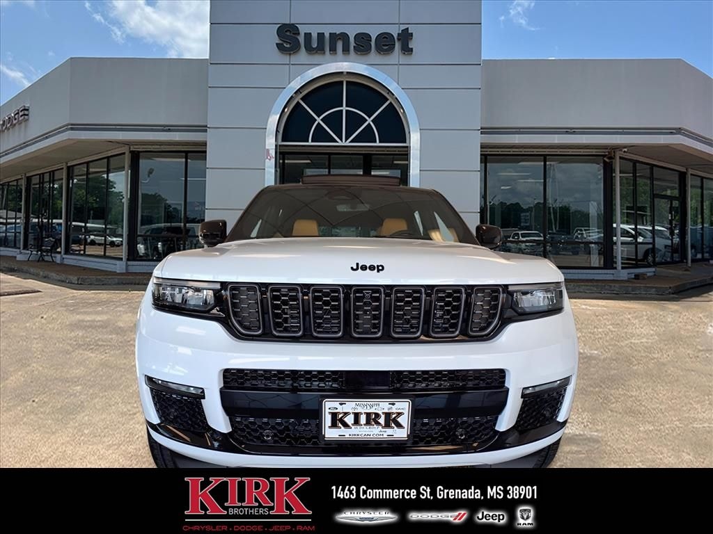 New 2025 Jeep Grand Cherokee L Summit Sport Utility