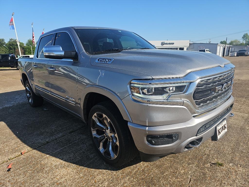 Used 2019 RAM Ram 1500 Pickup Limited with VIN 1C6SRFHT1KN607263 for sale in Grenada, MS