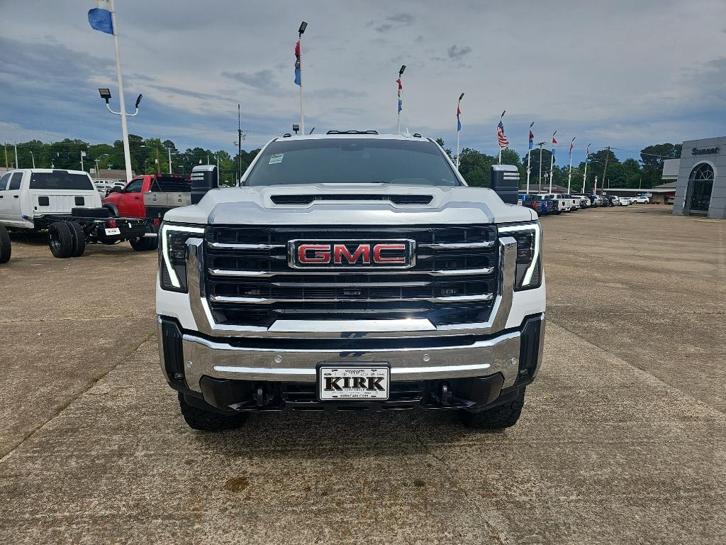 2024 Gmc Sierra 2500 SLT photo 2