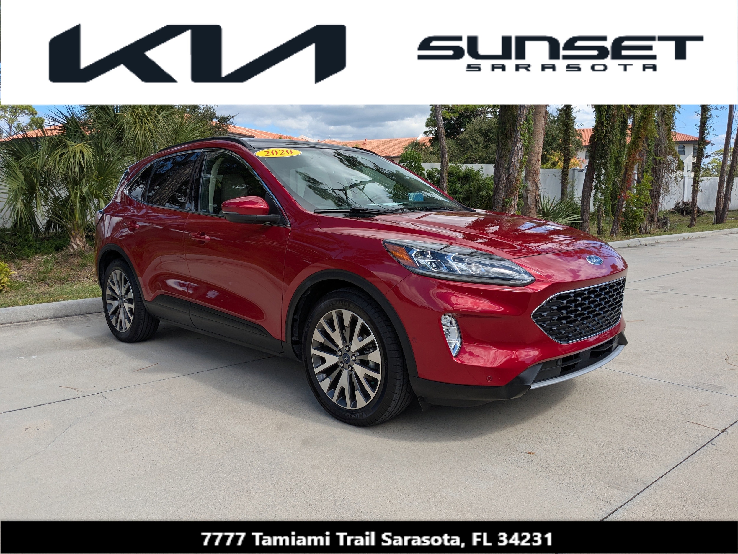 2020 Ford Escape Titanium