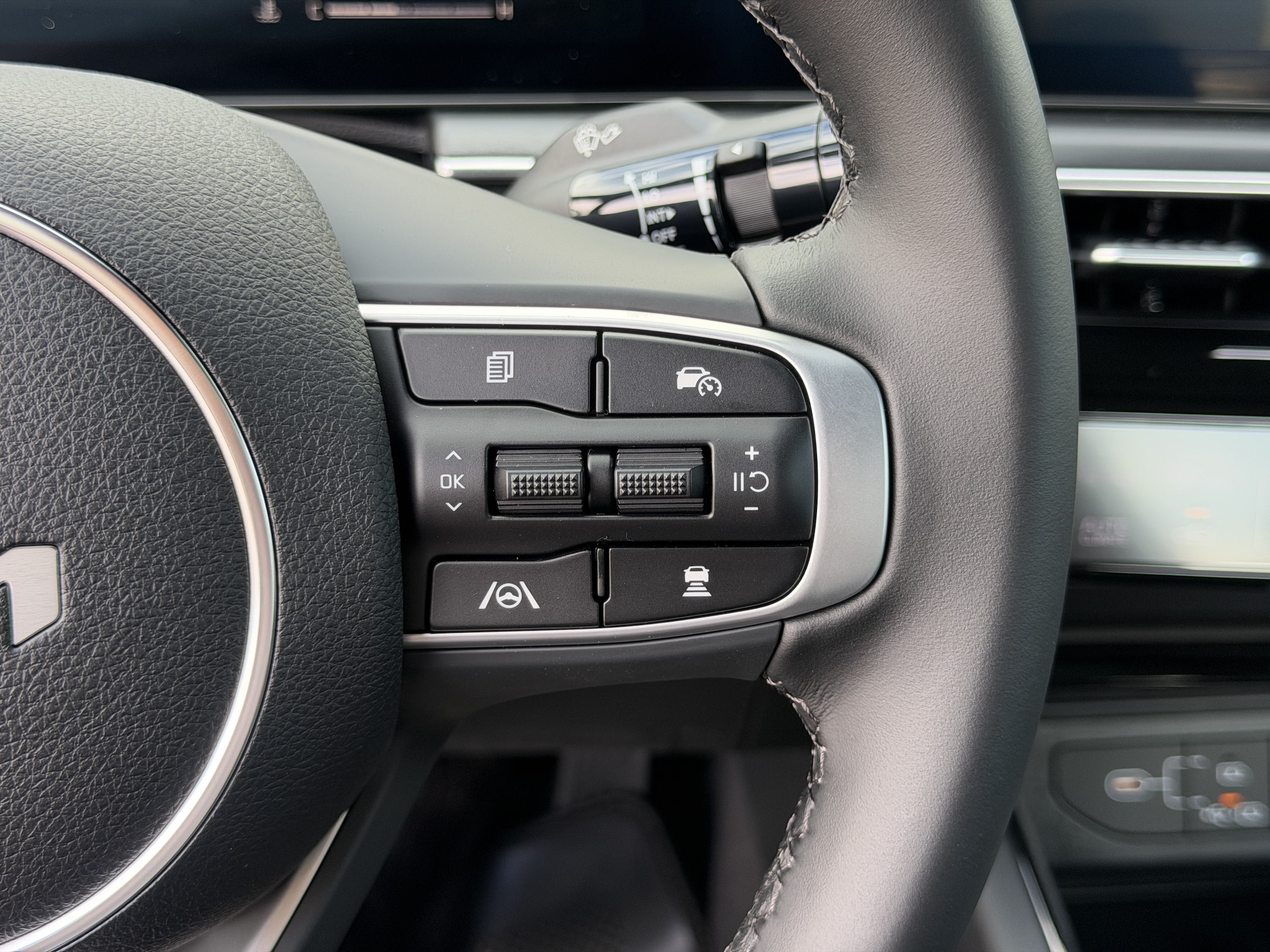 2026 Kia K5 GT-Line - Photo 28