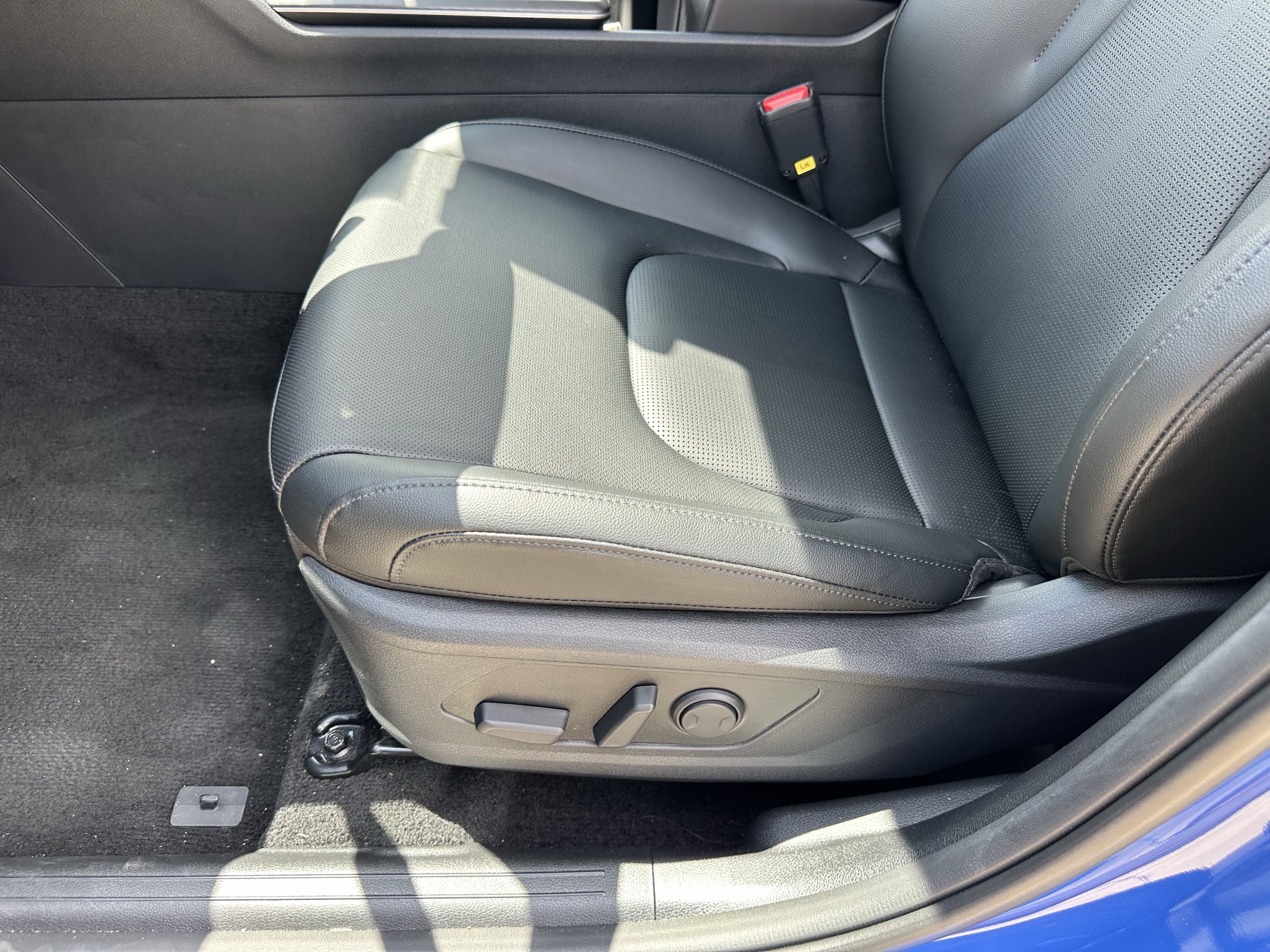 2026 Kia Sportage EX - Photo 18