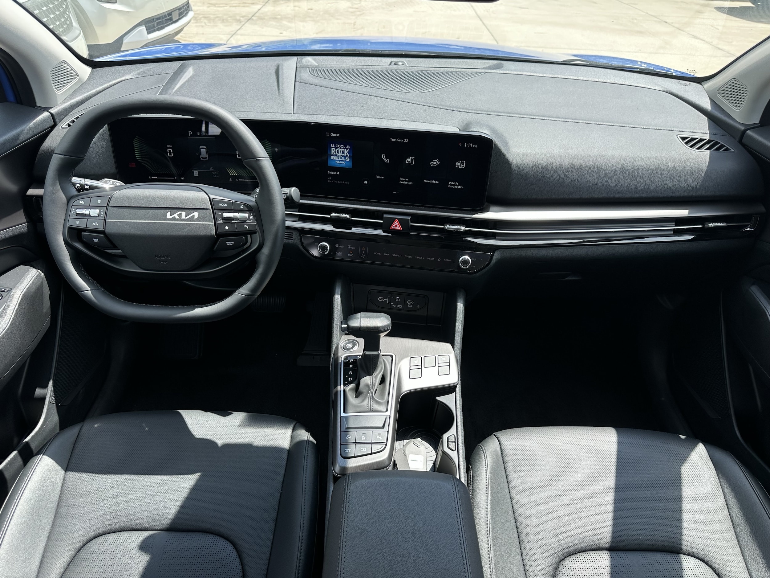2026 Kia Sportage EX - Photo 10