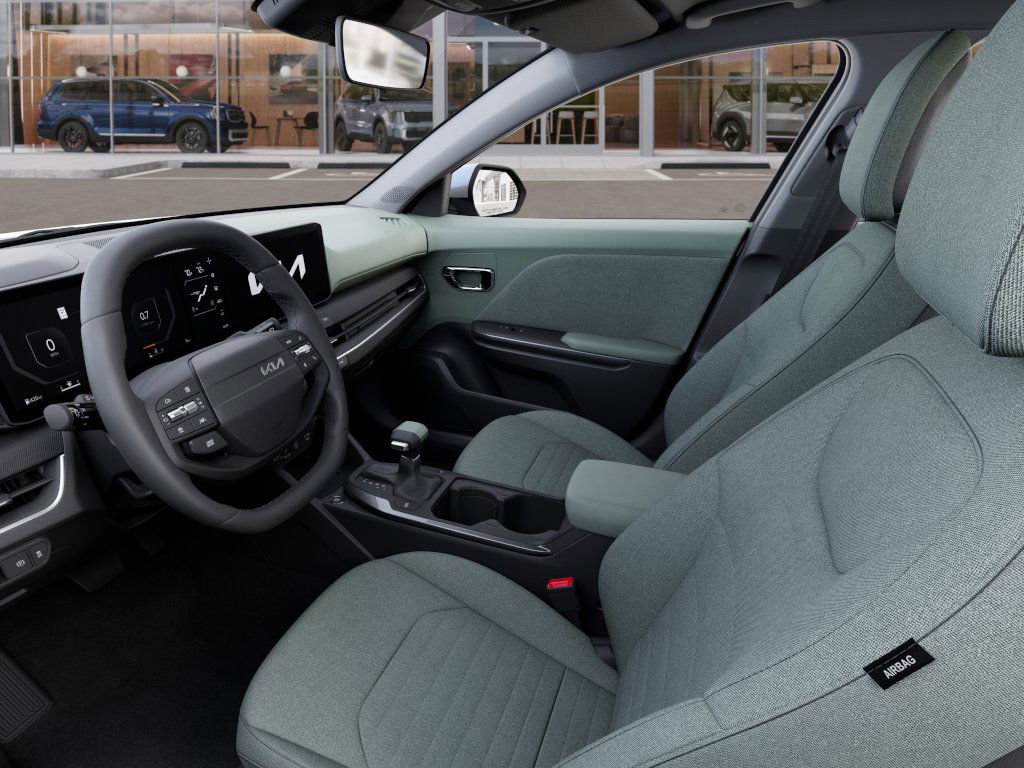 2025 Kia K4 EX - Photo 17
