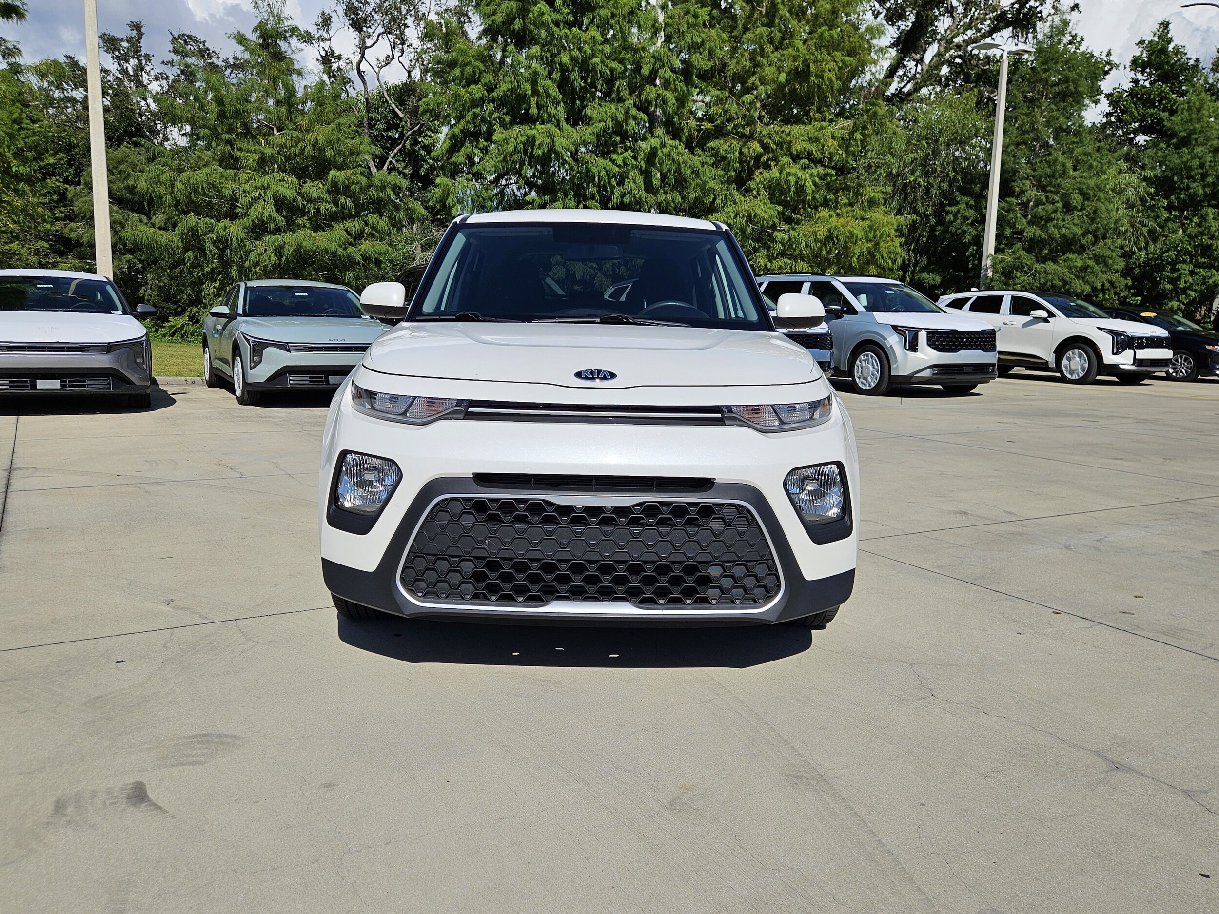 2021 Kia Soul LX S X-Line photo 2