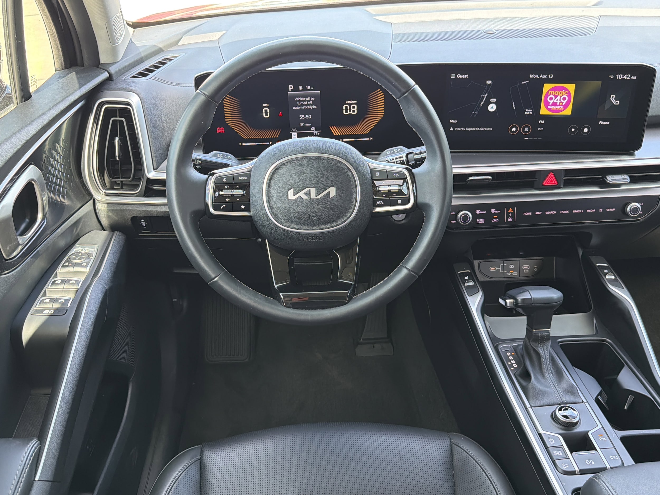 2024 Kia Sorento S - Photo 13