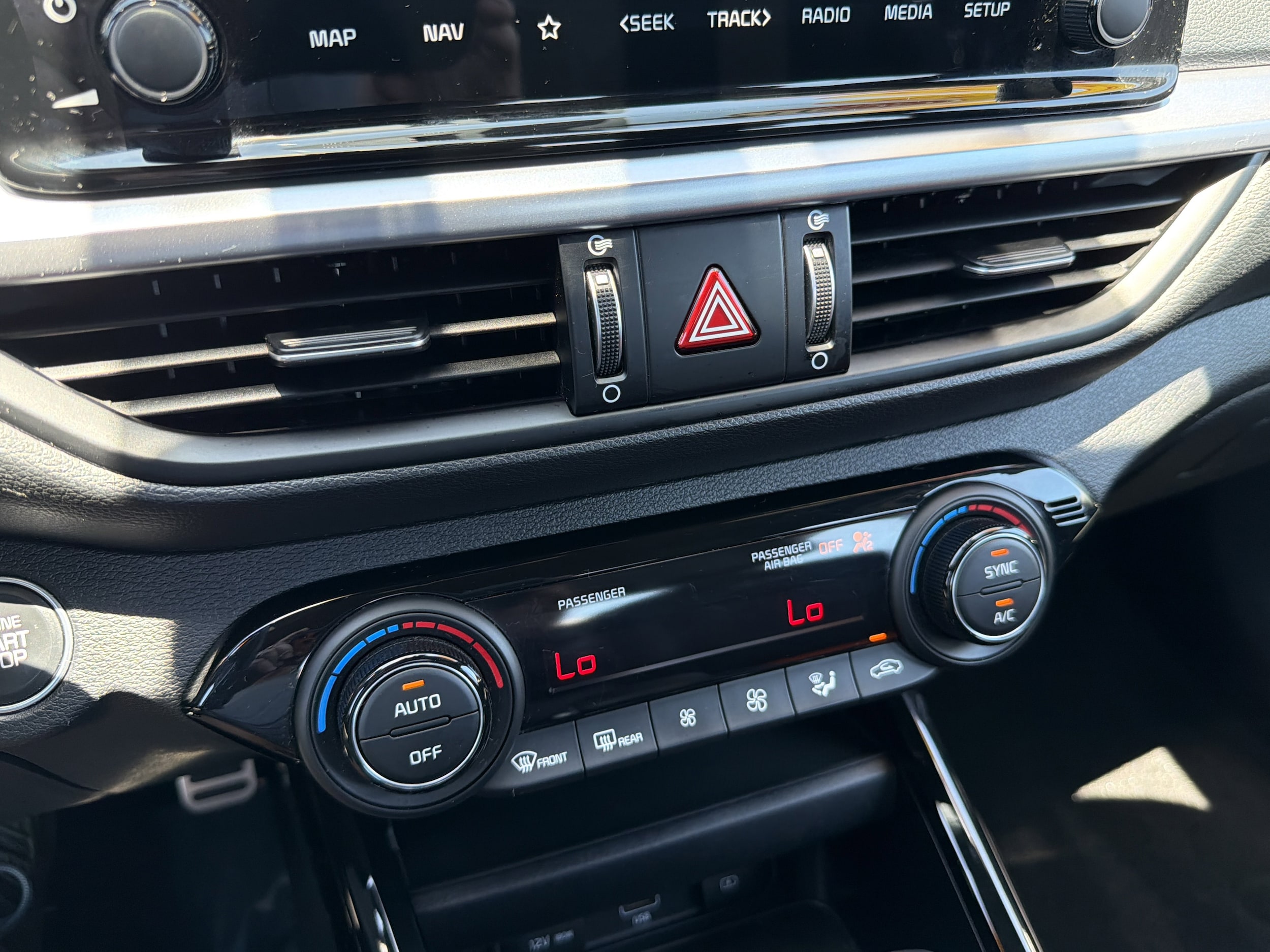 2022 Kia FORTE GT-Line - Photo 32