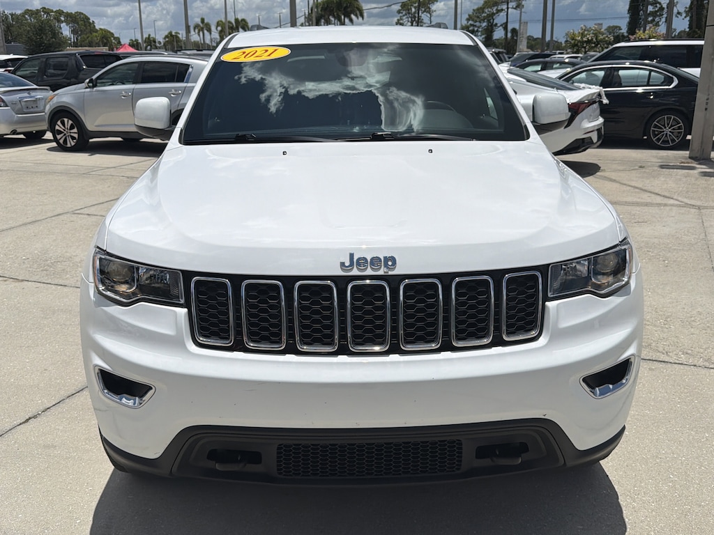 Used 2021 Jeep Grand Cherokee Laredo SUV