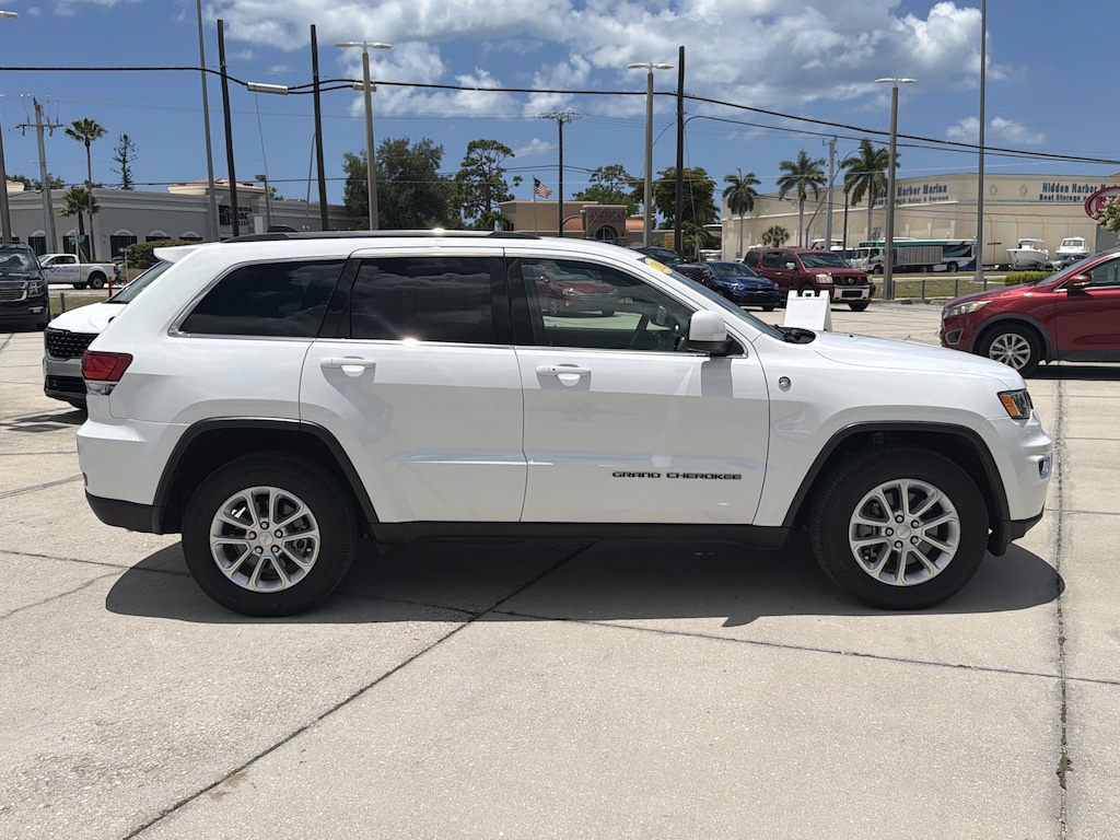 Used 2021 Jeep Grand Cherokee Laredo SUV