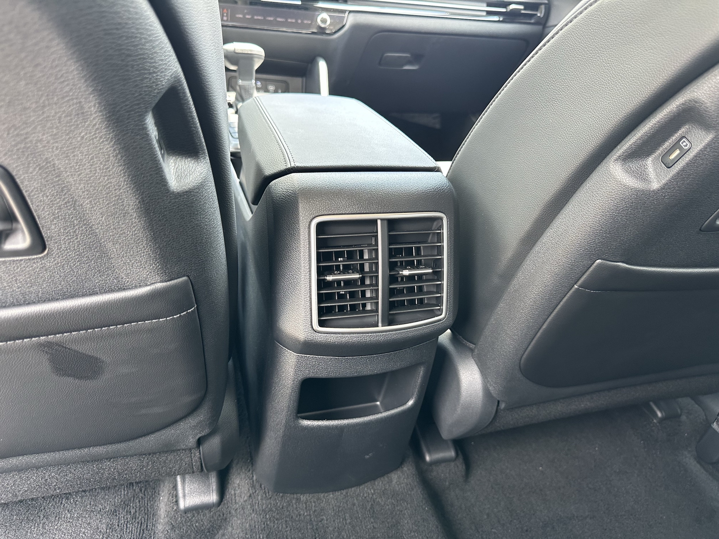 2026 Kia Sportage EX - Photo 14