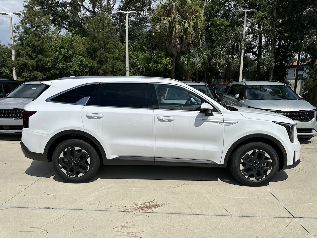 New 2026 Kia Sorento S SUV