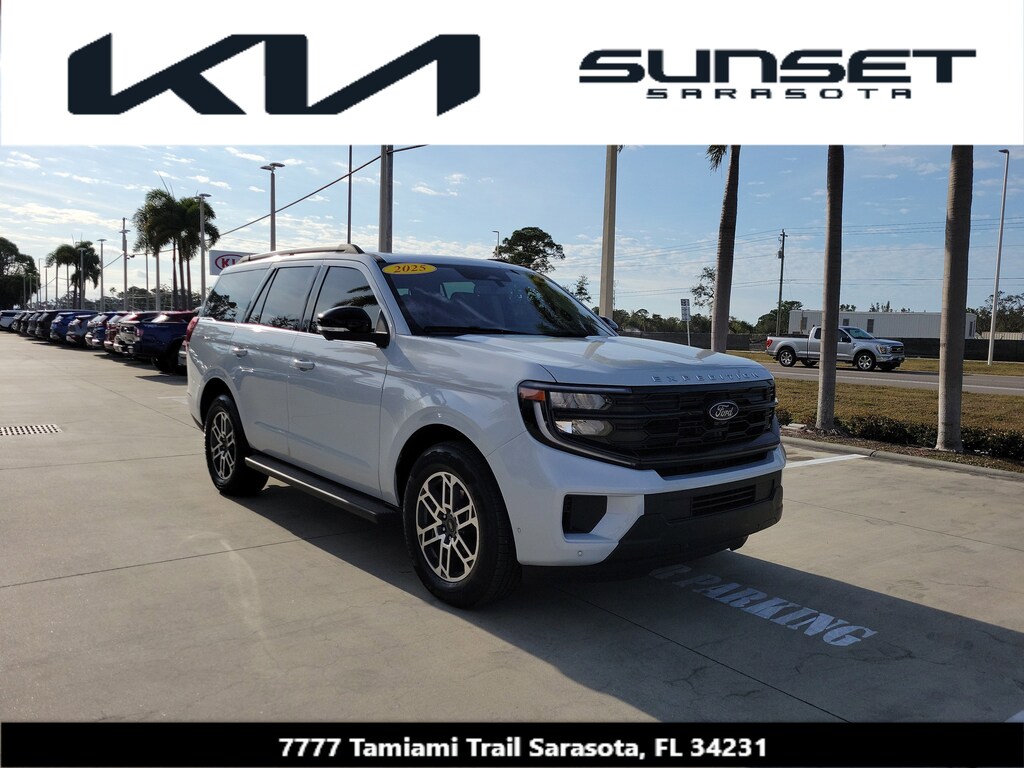 Used 2025 Ford Expedition Active SUV