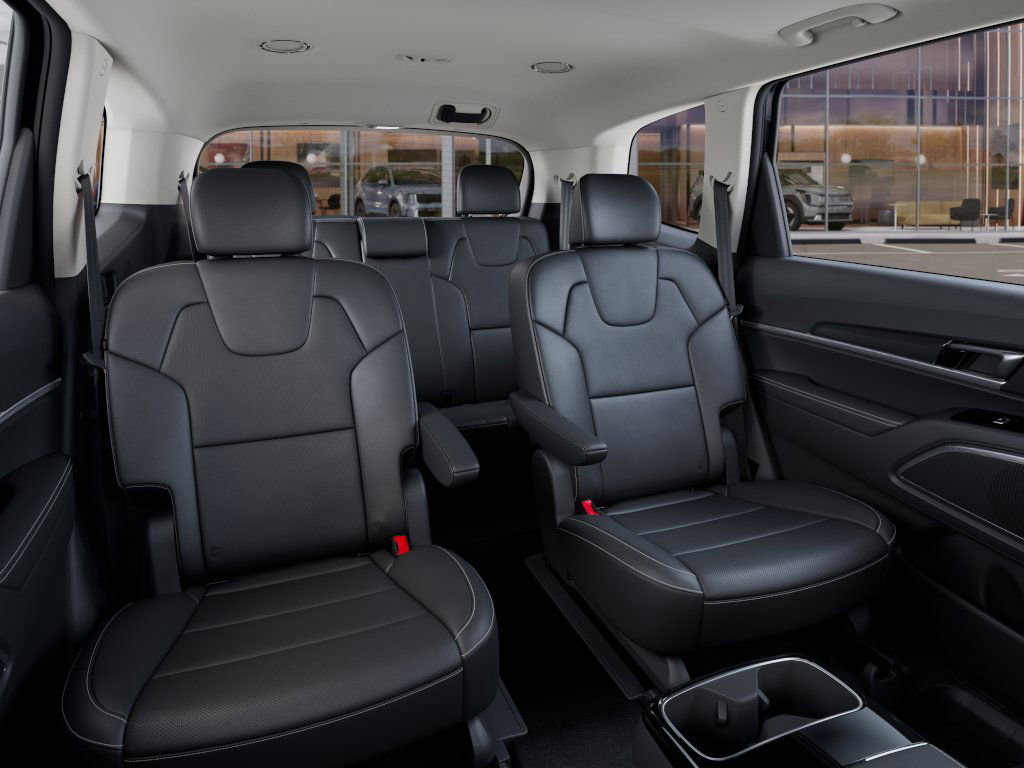 2025 Kia Telluride S - Photo 16