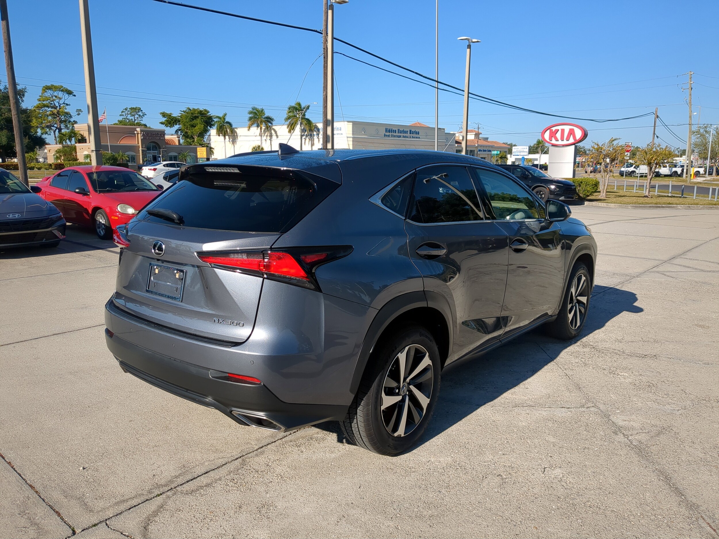 2021 Lexus NX 300 photo 4
