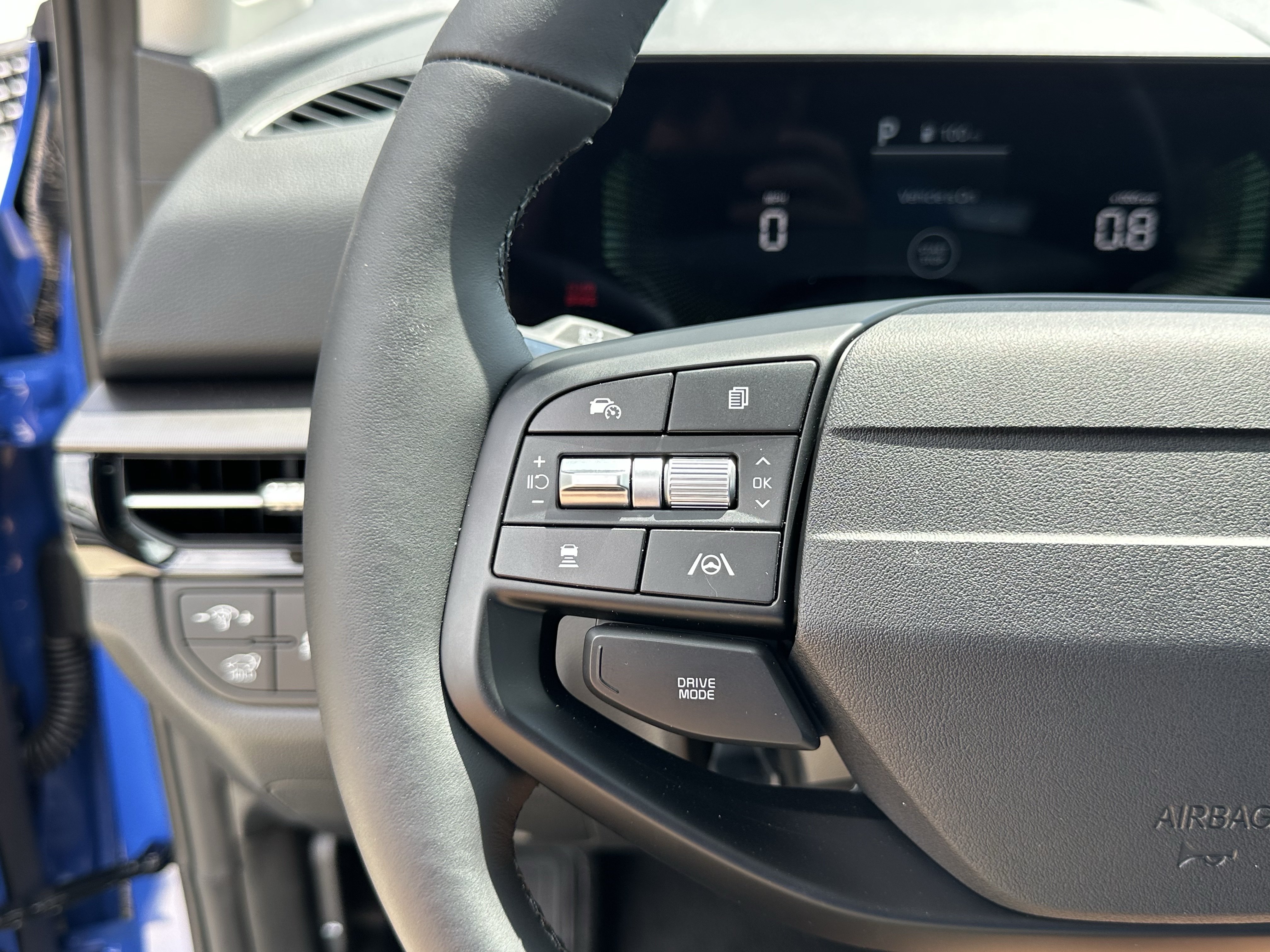 2026 Kia Sportage EX - Photo 32