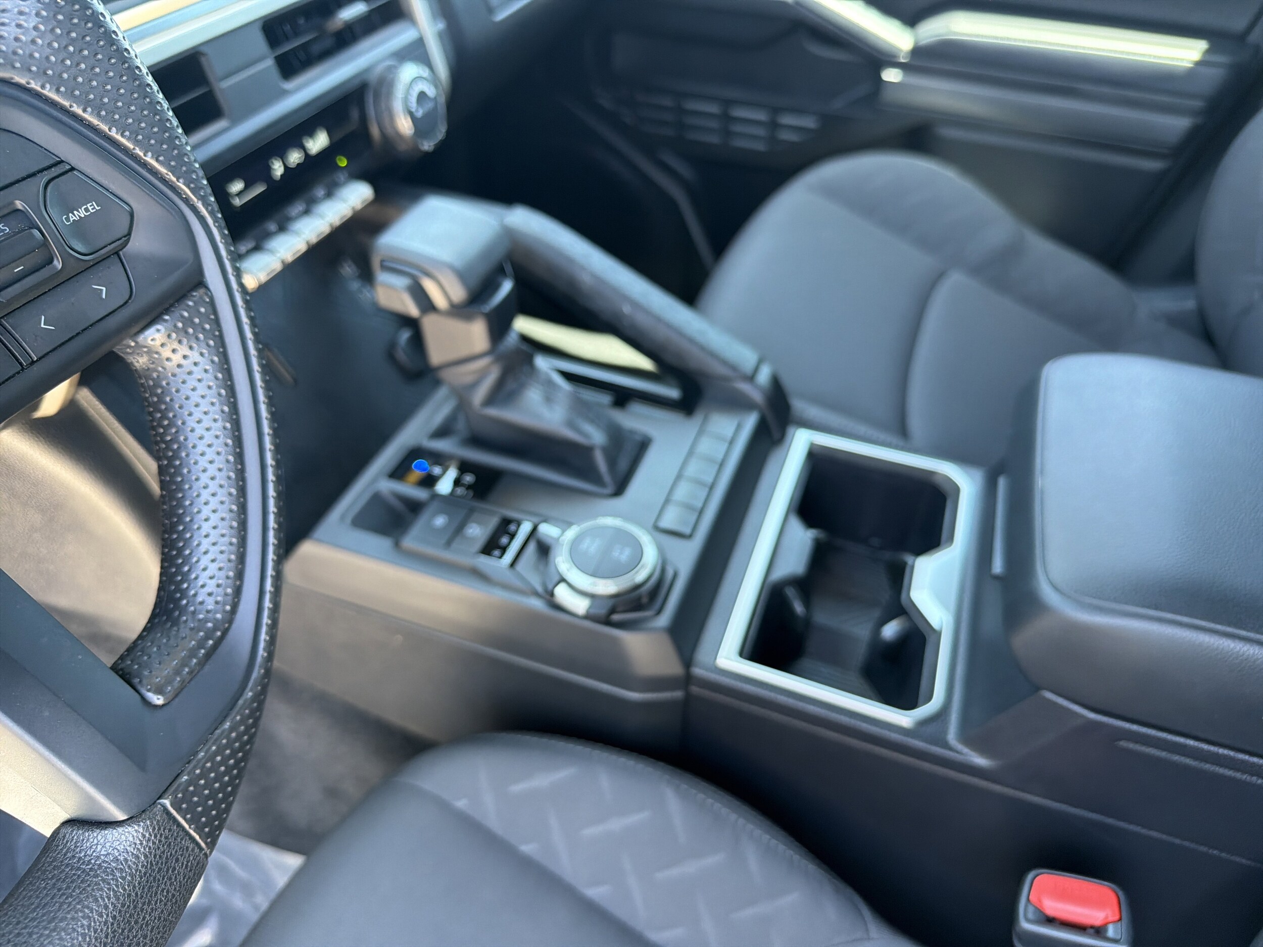 2024 Toyota Tacoma SR5 - Photo 21