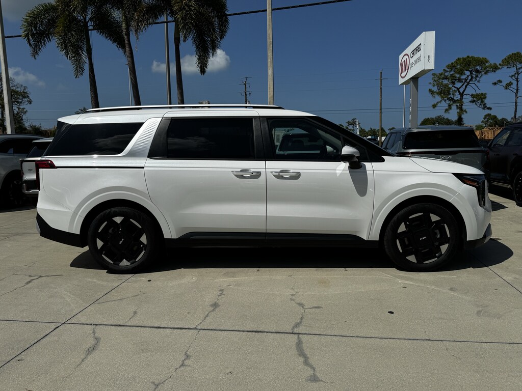 New 2026 Kia Carnival EX Van Passenger Van