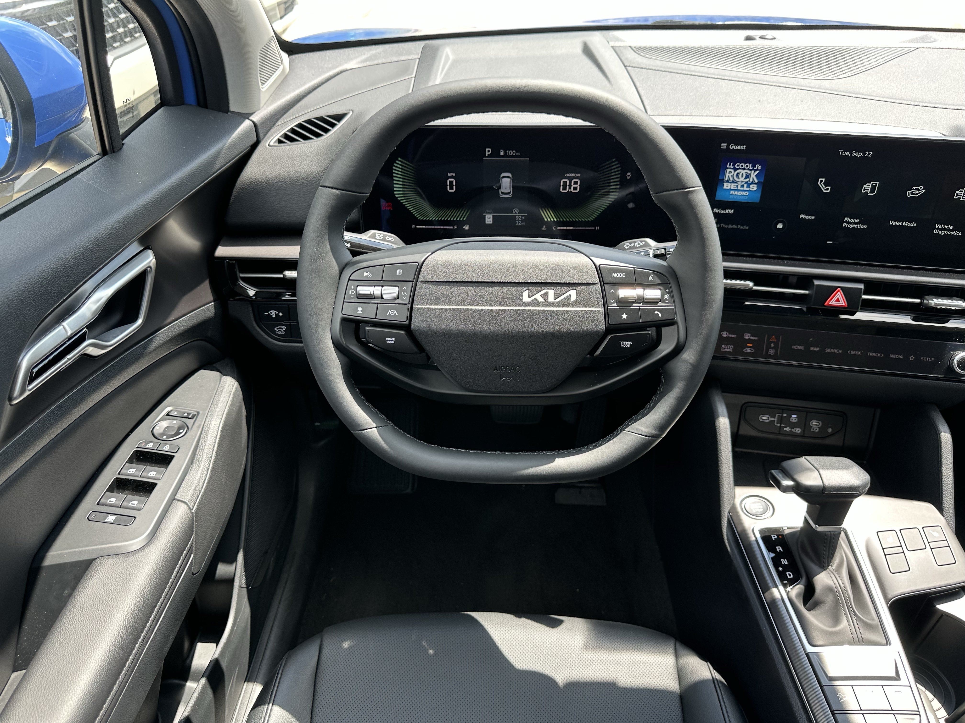 2026 Kia Sportage EX - Photo 11