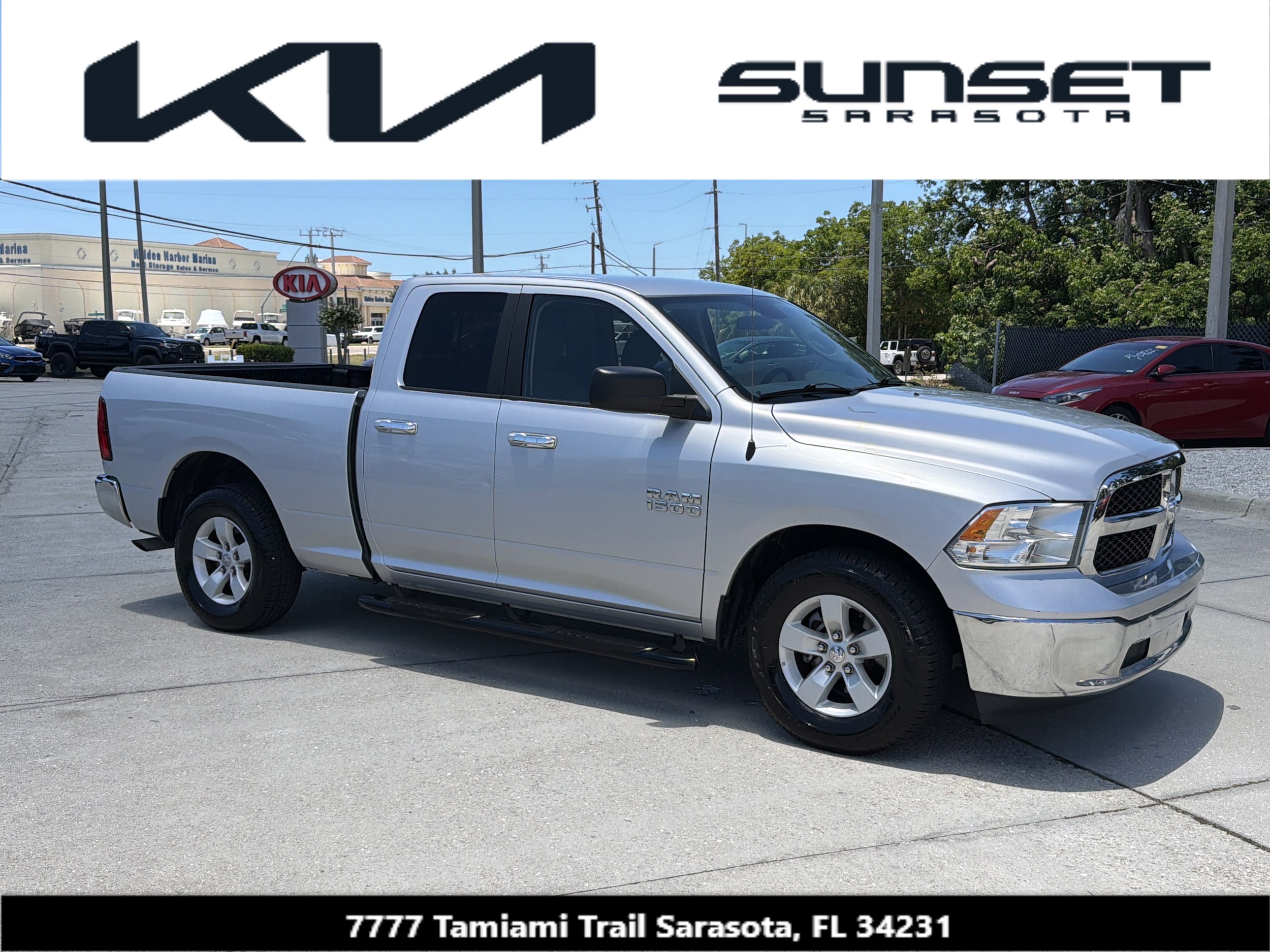 2017 RAM 1500 SLT Quad Cab 6'4's photo